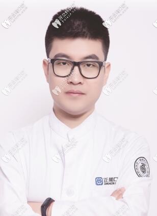 邯鄲正植口腔門診部 張萌